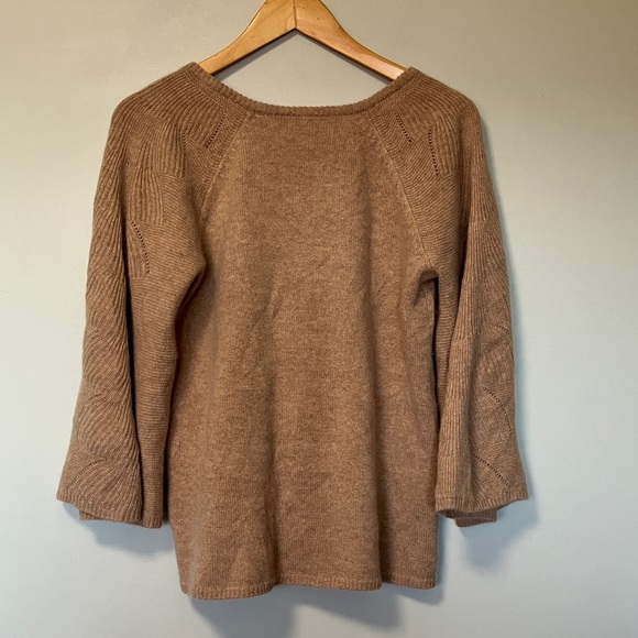 J. Jill 100% Cashmere wide sleeve Women's V-Neck Sweater - tan - Picture 5 of 5